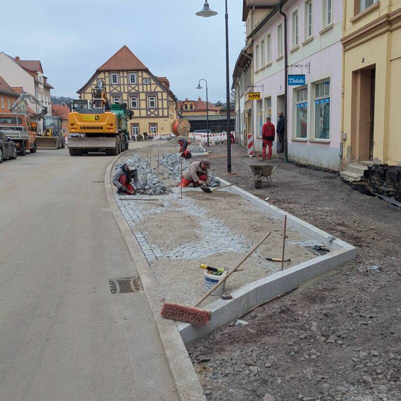 Pflasterarbeiten am Roßplatz 