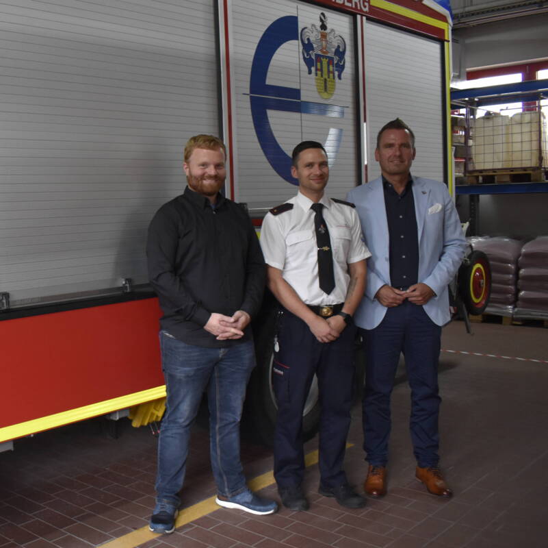 Ordnungsamtsleiter Marcus Rosenkranz, Stadtbrandmeister Patrick Riedel und Bürgermeister Michael Kieslich (v.L.n.R.).