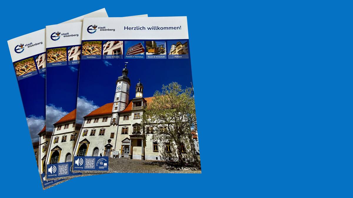 Ein Stapel Stadtbroschüren.