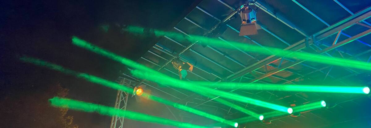 Bühne zum Mohrenfest