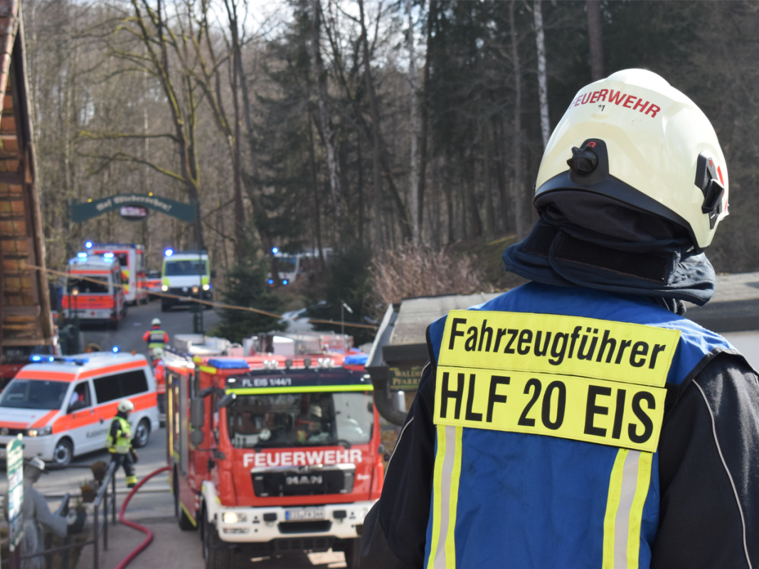 Übung der Rettungskräfte im Eisenberger Mühltal