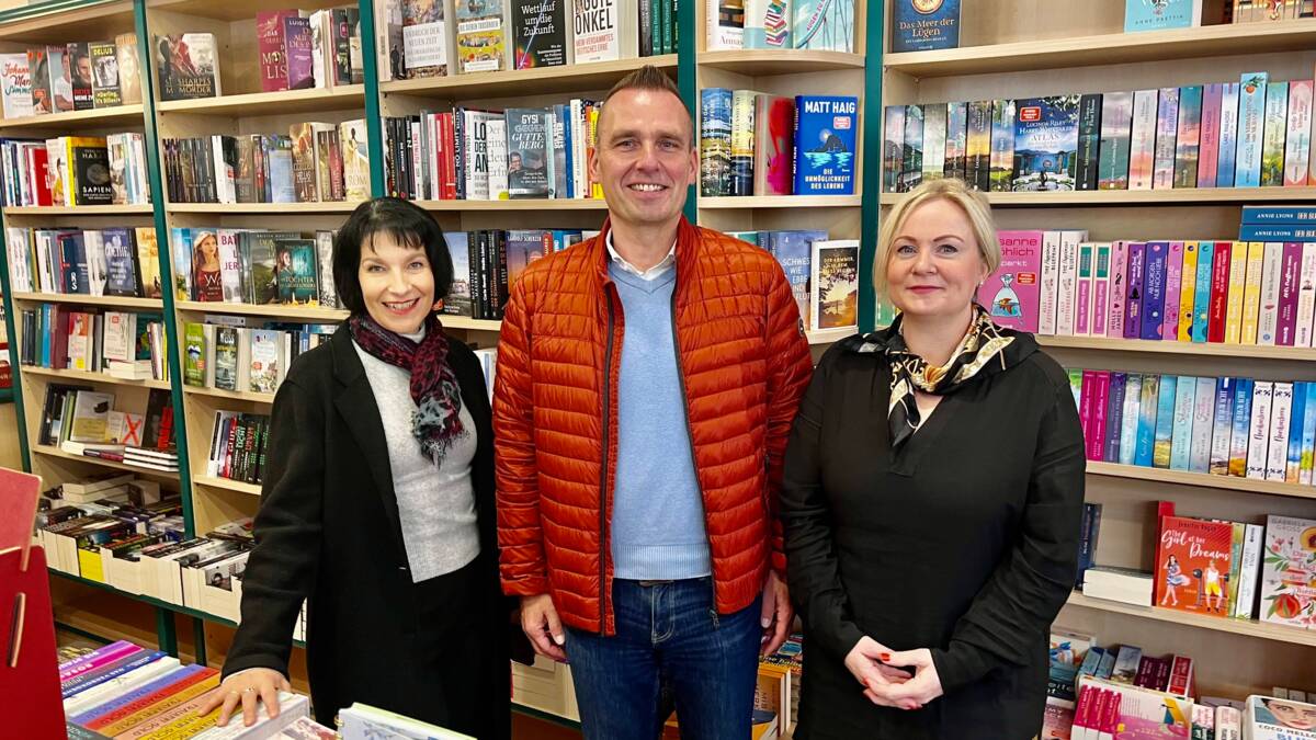 Christine Daum von der Innenstadtinitiative, Bürgermeister Michael Kieslich und Händlerin Jaqueline von Thaler (v.L.n.R.)