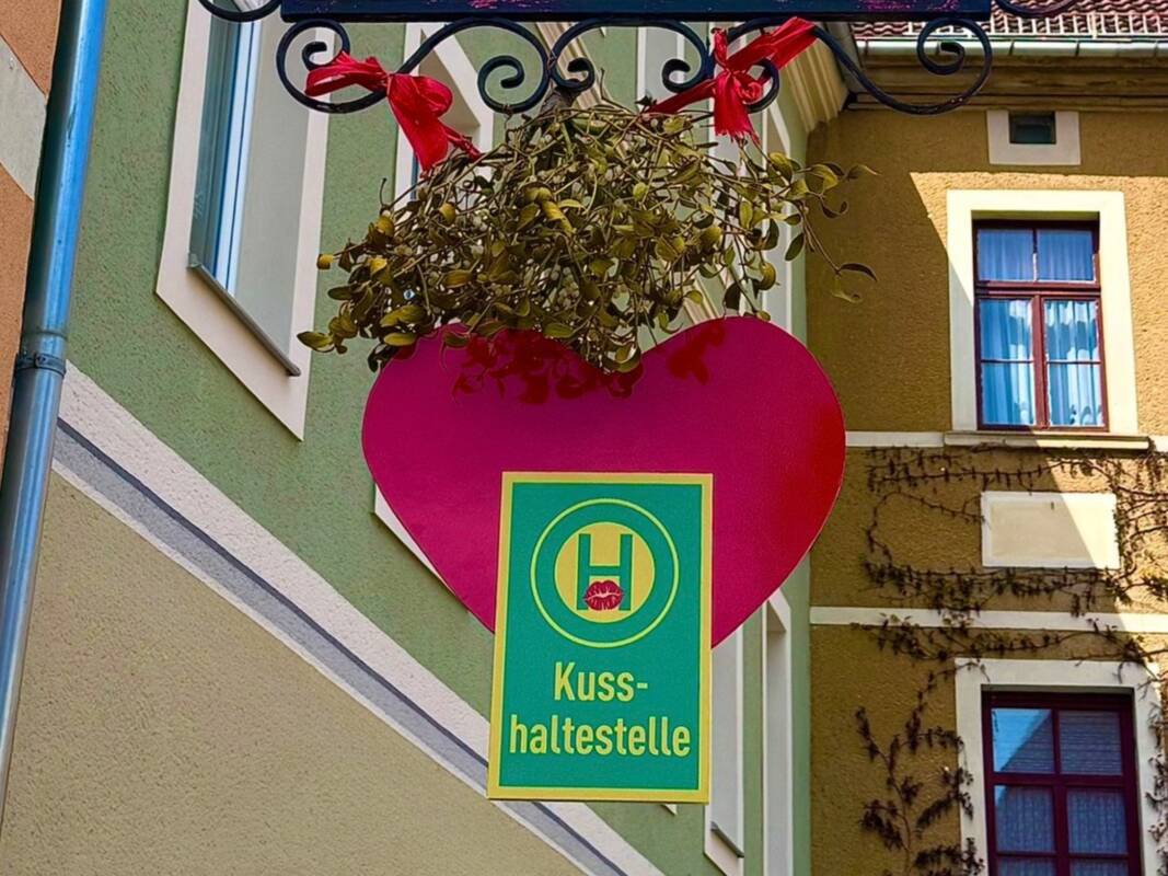 Kusshaltestelle Eisenberg