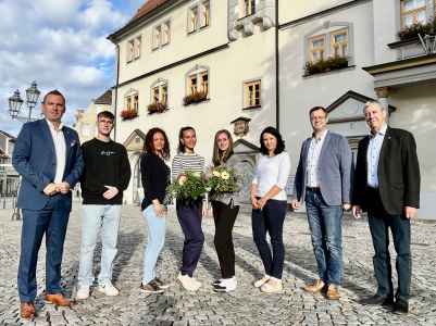 Gruppenfoto zum Ausbildungsstart
