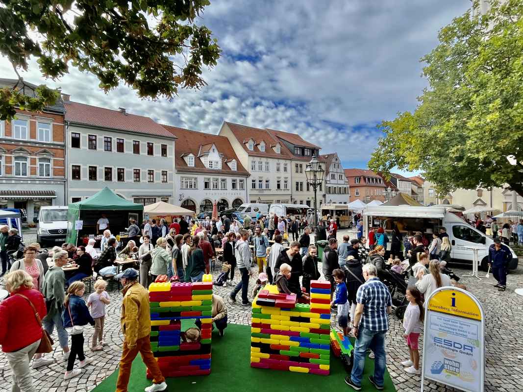 Impressionen vom Eisenberger Landmarkt